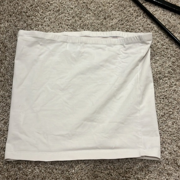 Princess Polly White Tube Top with Red Graphic - Picture 3 of 4